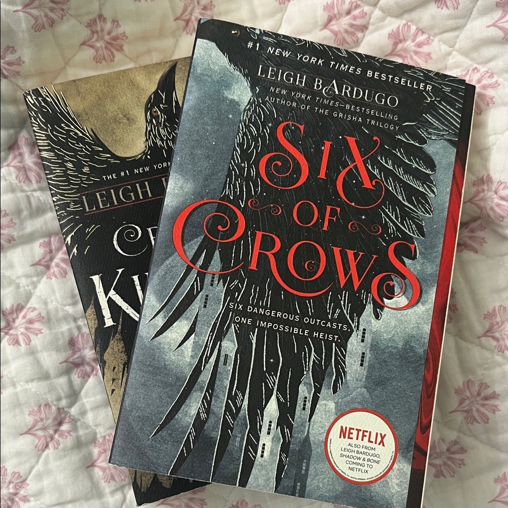 Six of Crows and Crooked Kingdom Paperback Novels by Leigh Bardugo